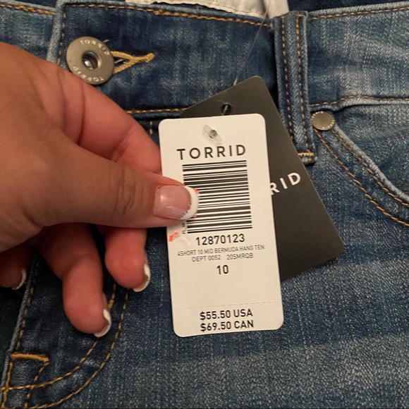 New With Tags torrid Bermuda shorts - Picture 4 of 9
